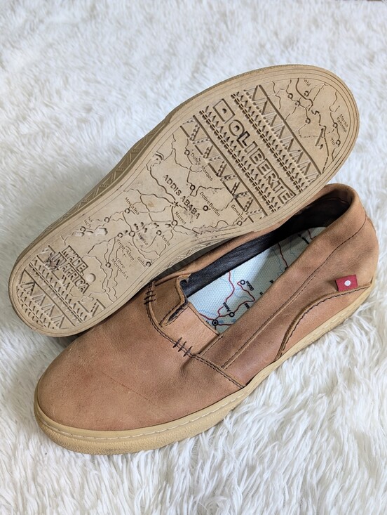 Oliberte Other - Oliberté Tan Leather Slip On Loafers with Map Print Sole Made In Africa 42/9